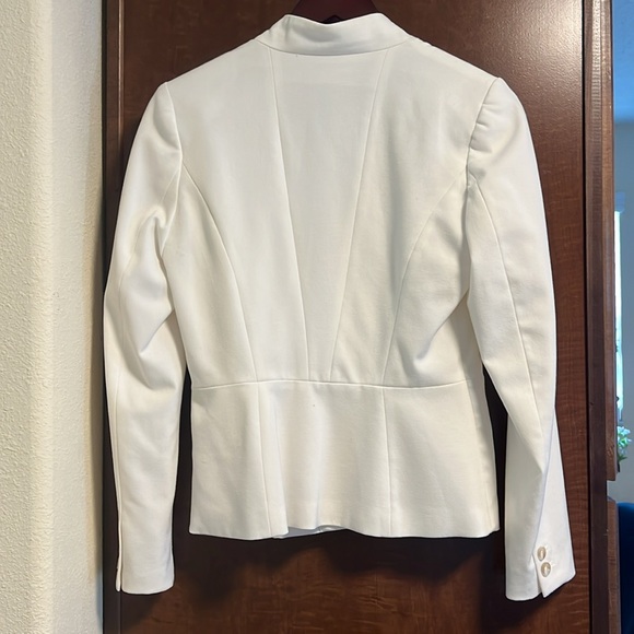 White, H&M, white, one button, blazer, size 6 - Picture 5 of 5